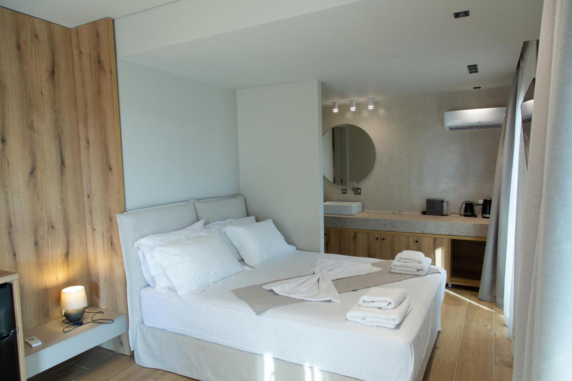 Νεακιτοσ Luxury Apartments Nikiti  Eksteriør billede