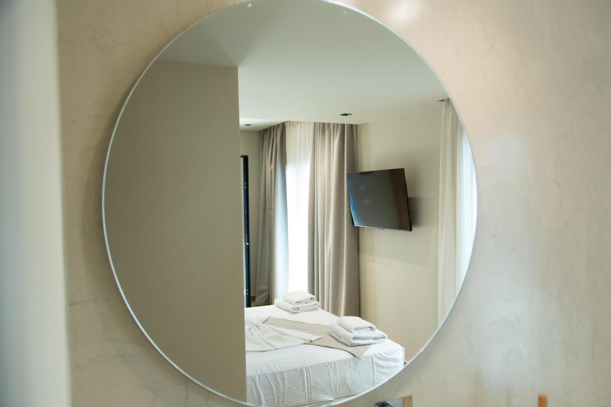Νεακιτοσ Luxury Apartments Nikiti  Eksteriør billede